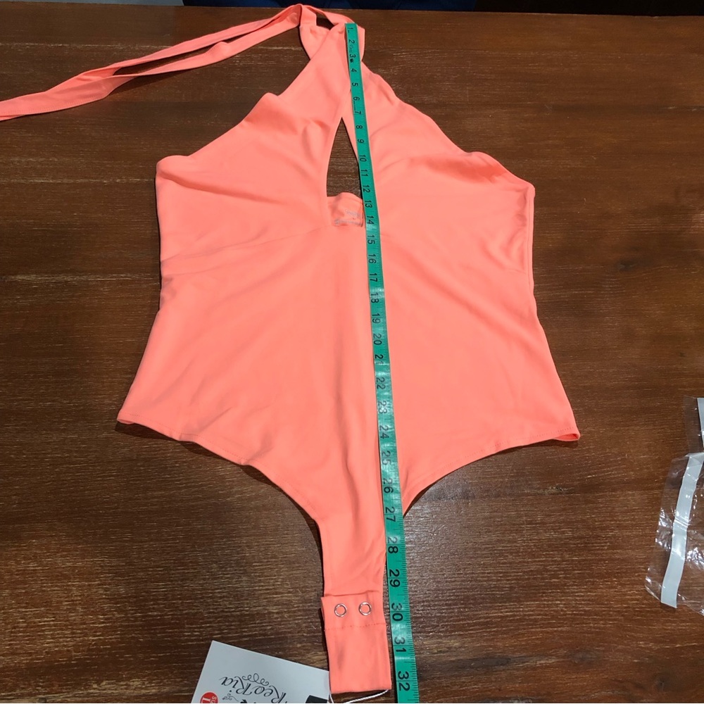NEW! ReoRia sexy bodysuit criss cross top L - Picture 3 of 7
